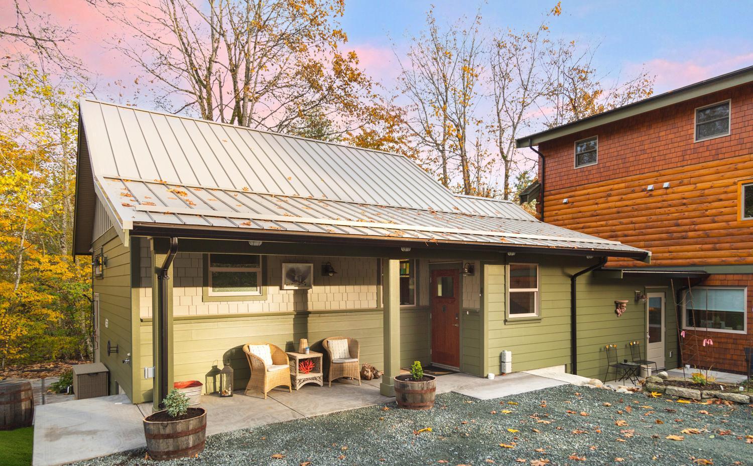 Cowichan Valley Guest Cottage เลดีสมิธ ภายนอก รูปภาพ