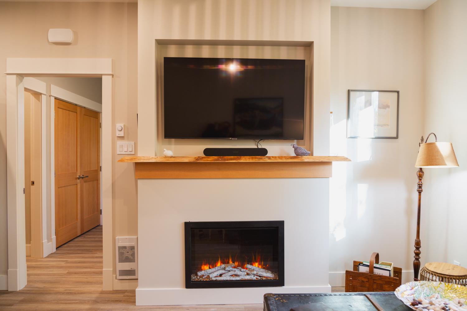 Cowichan Valley Guest Cottage เลดีสมิธ ภายนอก รูปภาพ