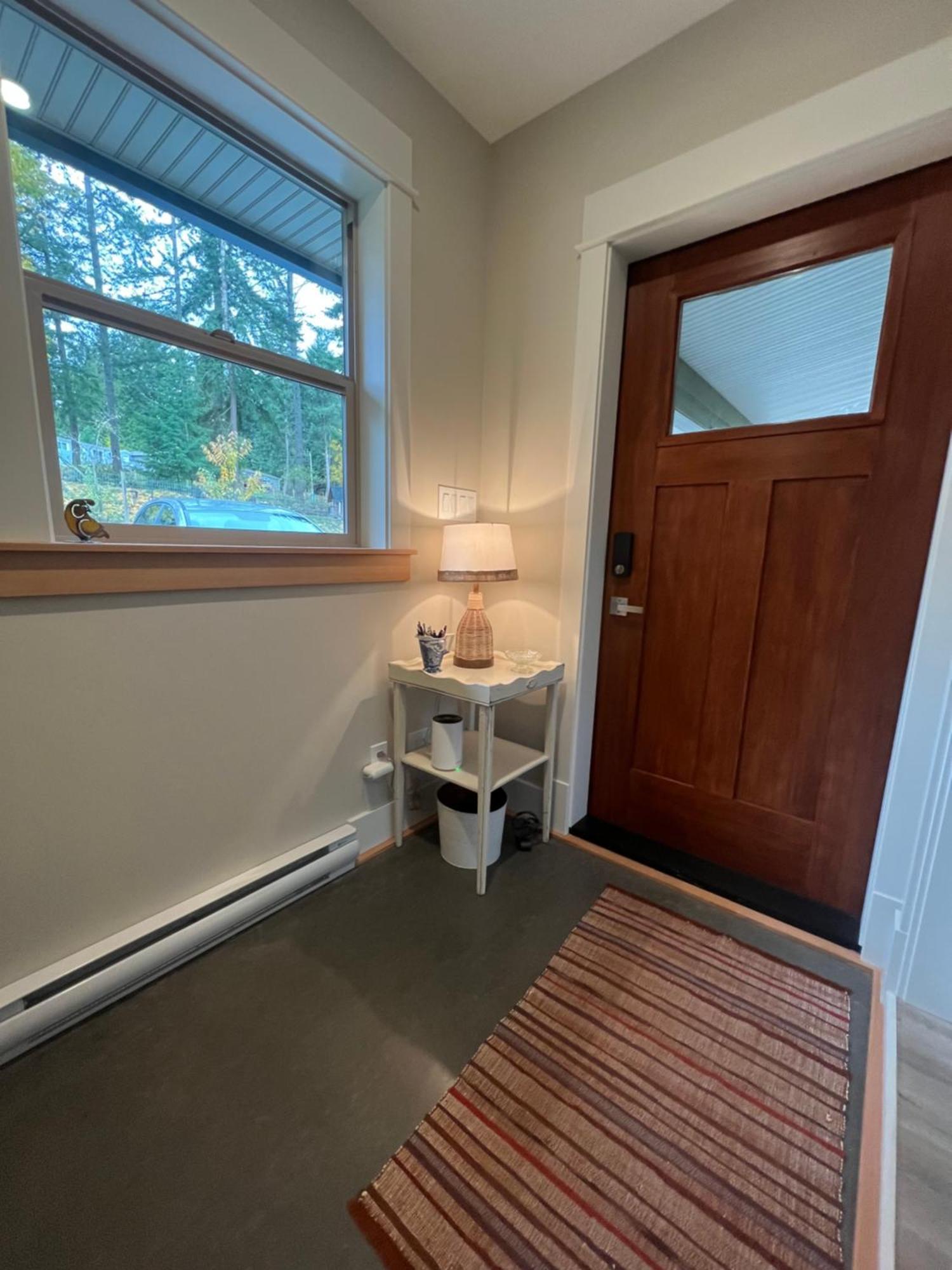 Cowichan Valley Guest Cottage เลดีสมิธ ภายนอก รูปภาพ